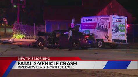 Violent crash overnight in north St. Louis kills one and injures 2